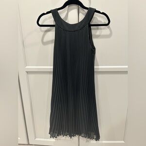 White House Black Market Trapeze Pleated Chiffon black midi swing Dress 
Size 2